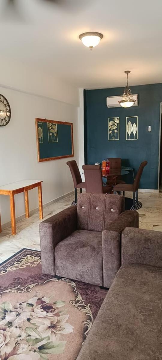 Anneliese Glory Aparthotel